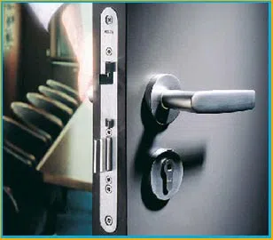 Chicago First Locksmith Chicago, IL 312-585-3795 Chicago First Locksmith Chicago, IL 312-585-3795