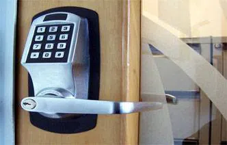 Chicago First Locksmith, Chicago, IL 312-585-3795 - commercial-content-right